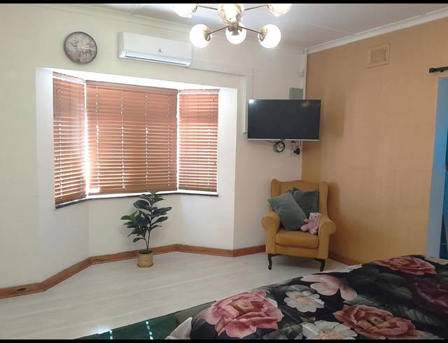 3 BEDROOM HOUSE FOR SALE IN BLUFF